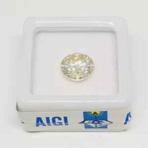 Moissanite Gemstone - To Improve Love Life and Luxury