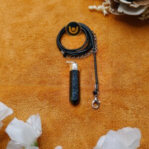 Nuummite Cap Pencil Pendant