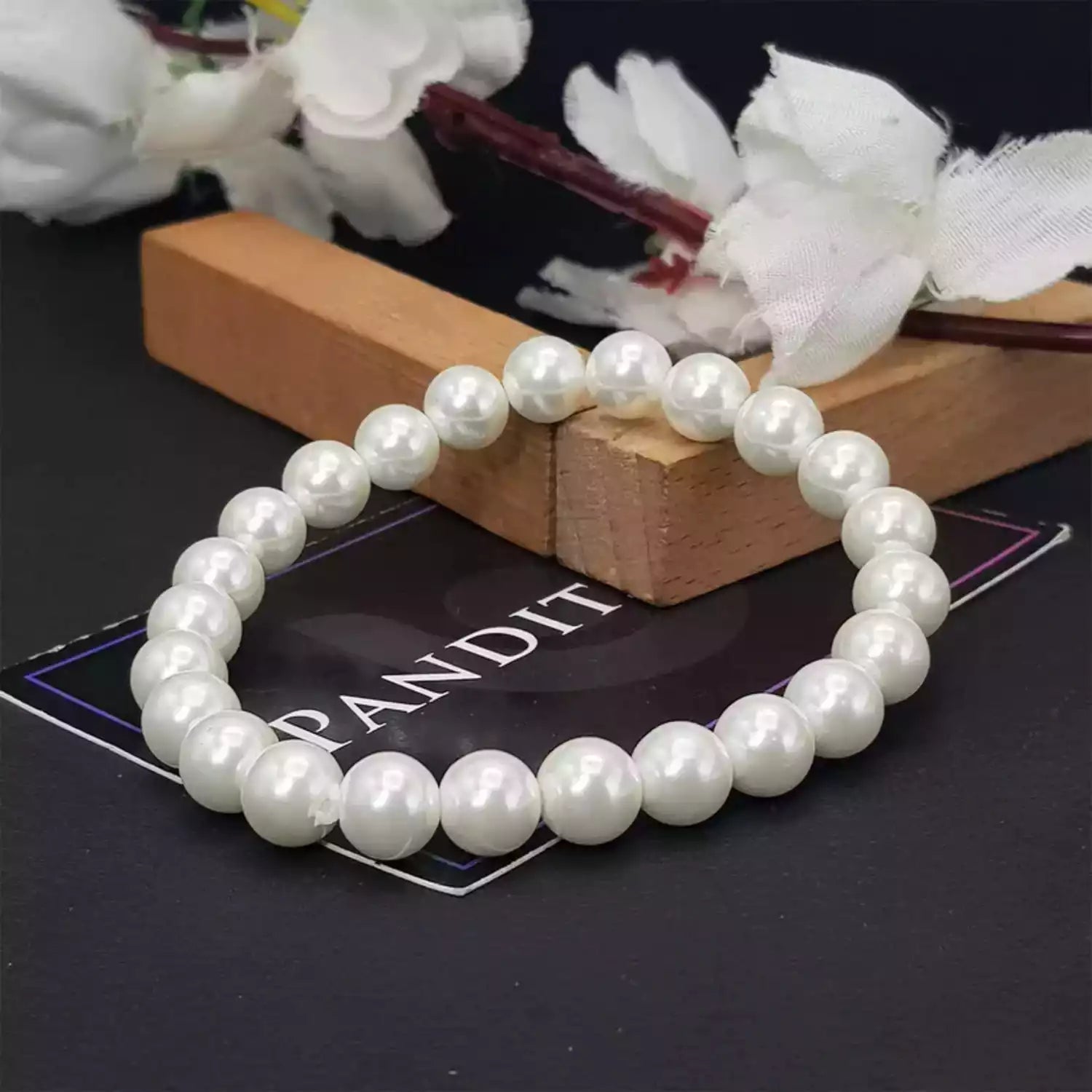 White Pearls Bracelet - To Adds Charm To Personality
