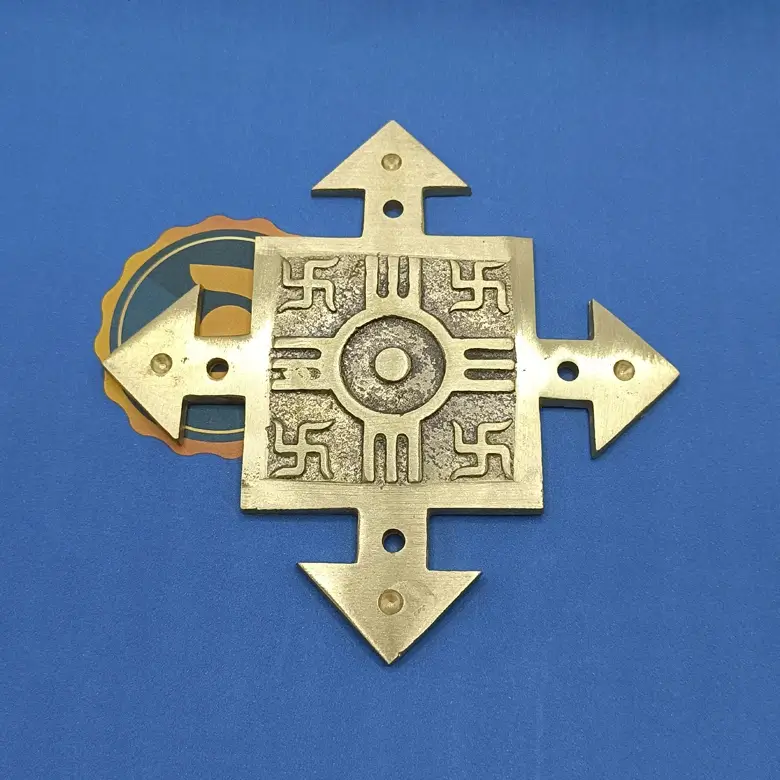 Four Direction Arrow with Swastik Plate