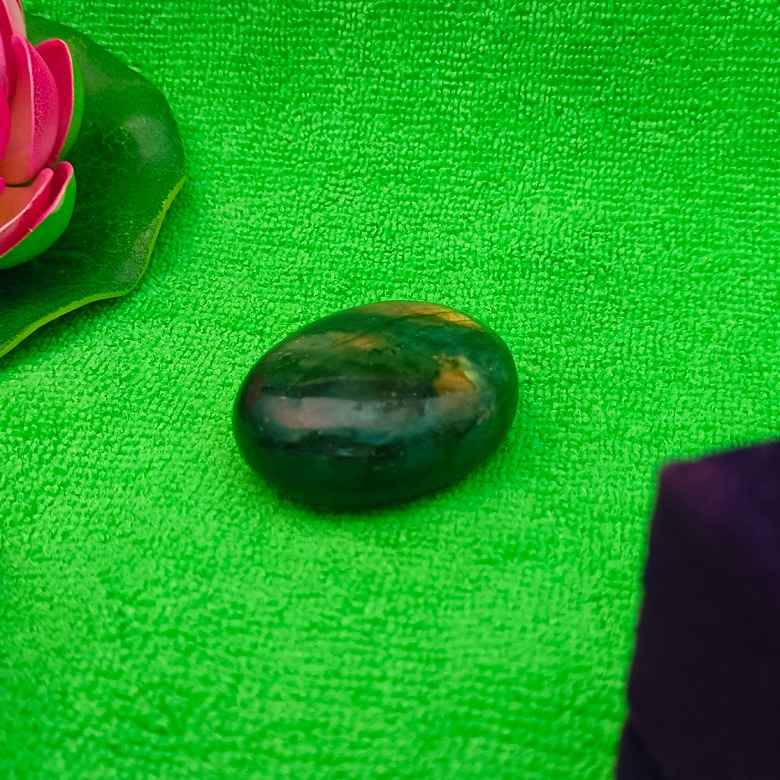 Labradorite Healing Crystal Palm Stone