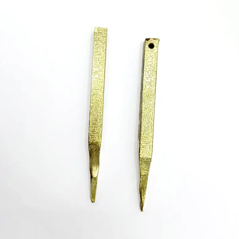Vastu Nails