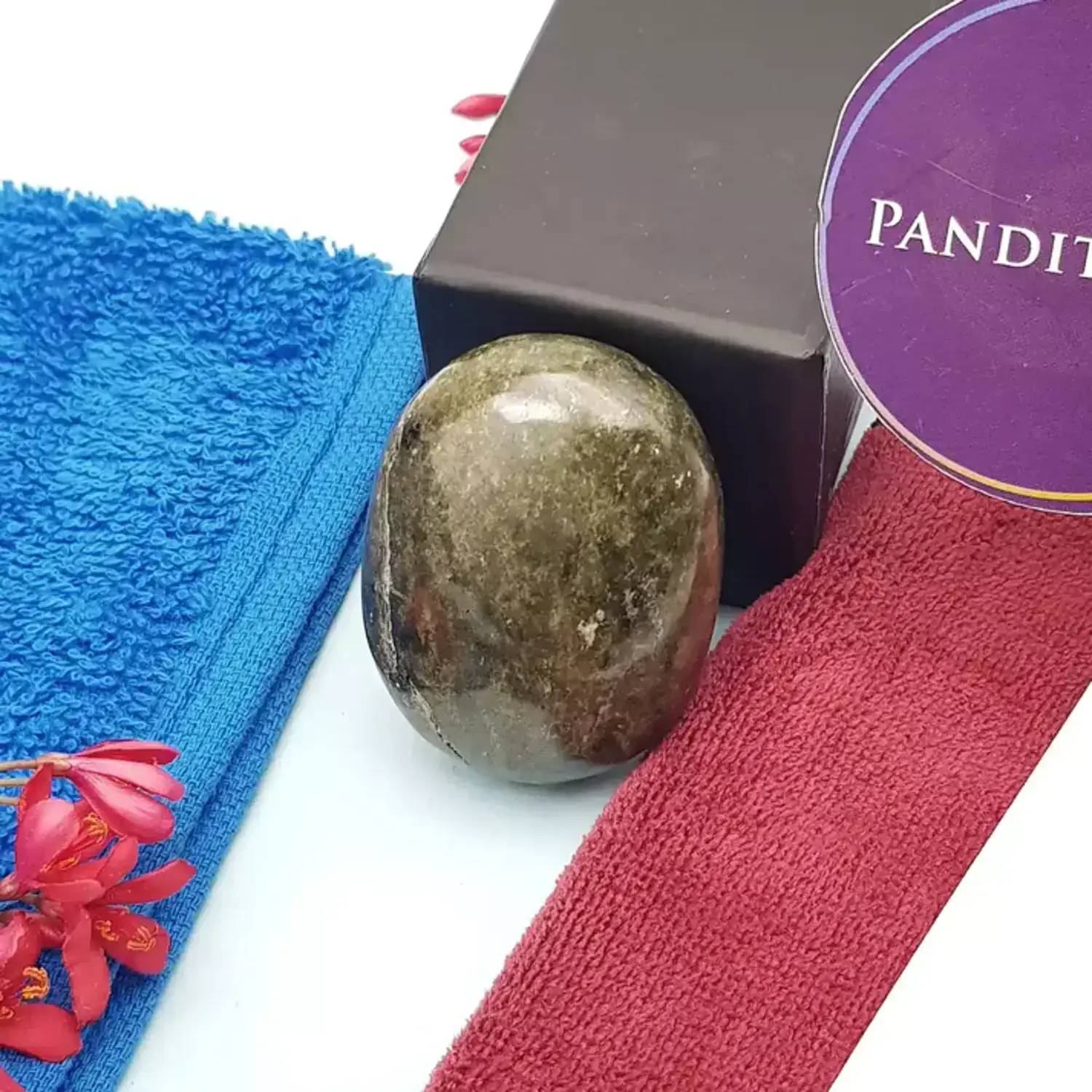 Vessonite Healing Crystal Palm Stone